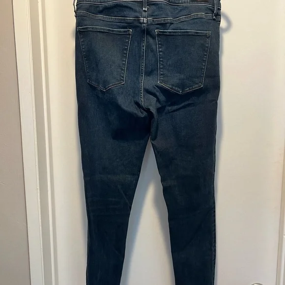 Abercrombie & Fitch Dark Wash Simone High Rise Super Skinny Jeans 31/12 regular - Picture 2 of 3